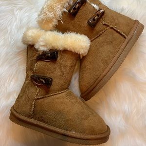 Faux Fur lined boots